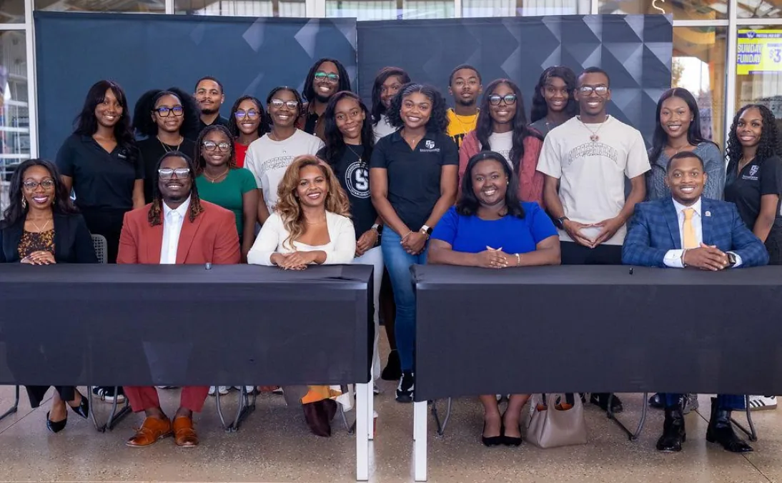 Students and organizers at a BCG campus program